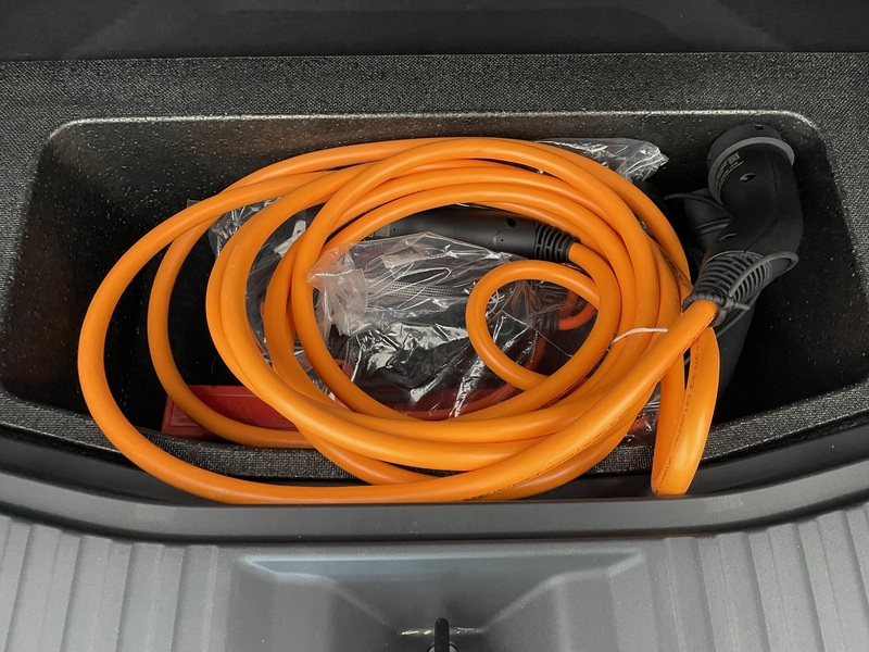 Toyota bZ4X vaihtoauto