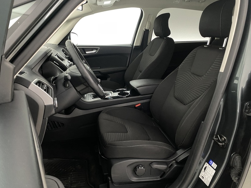Ford S-MAX vaihtoauto