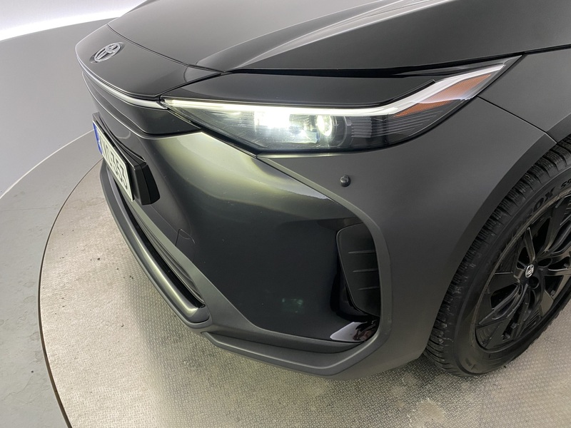 Toyota bZ4X vaihtoauto