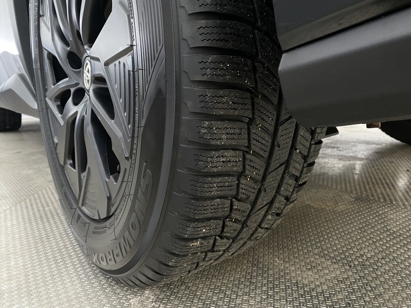 Toyota bZ4X vaihtoauto