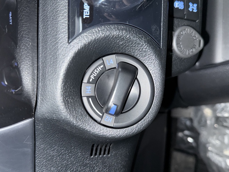 Toyota Hilux vaihtoauto