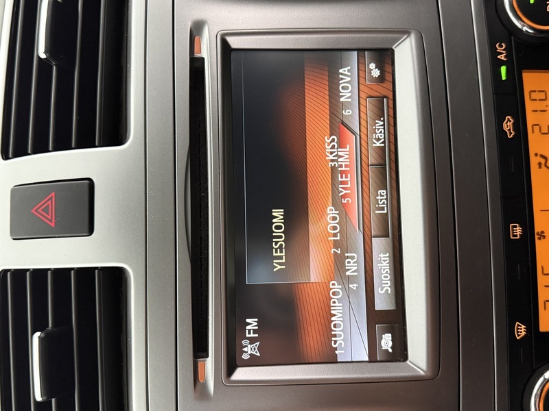 Toyota Avensis vaihtoauto