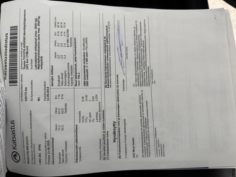 Toyota Avensis vaihtoauto