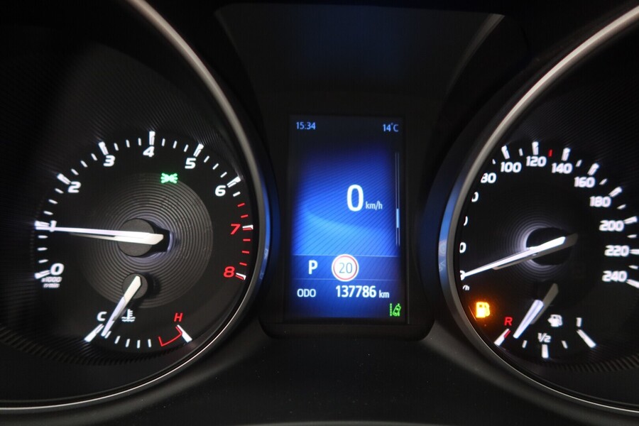 Toyota Avensis vaihtoauto