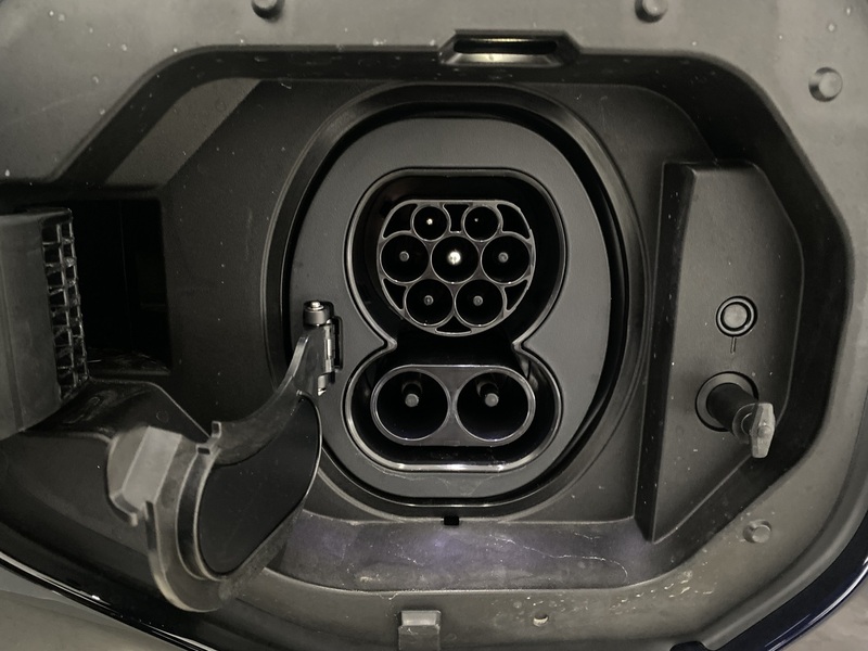 Toyota bZ4X vaihtoauto