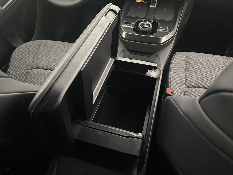 Toyota bZ4X vaihtoauto