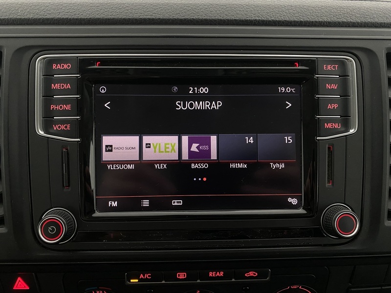 Volkswagen Caravelle vaihtoauto