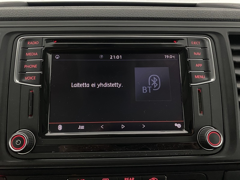 Volkswagen Caravelle vaihtoauto