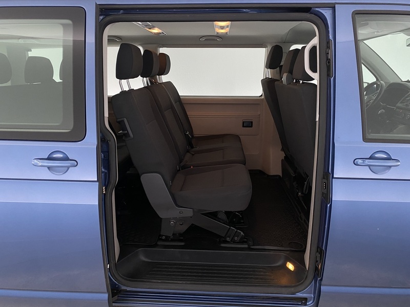 Volkswagen Caravelle vaihtoauto