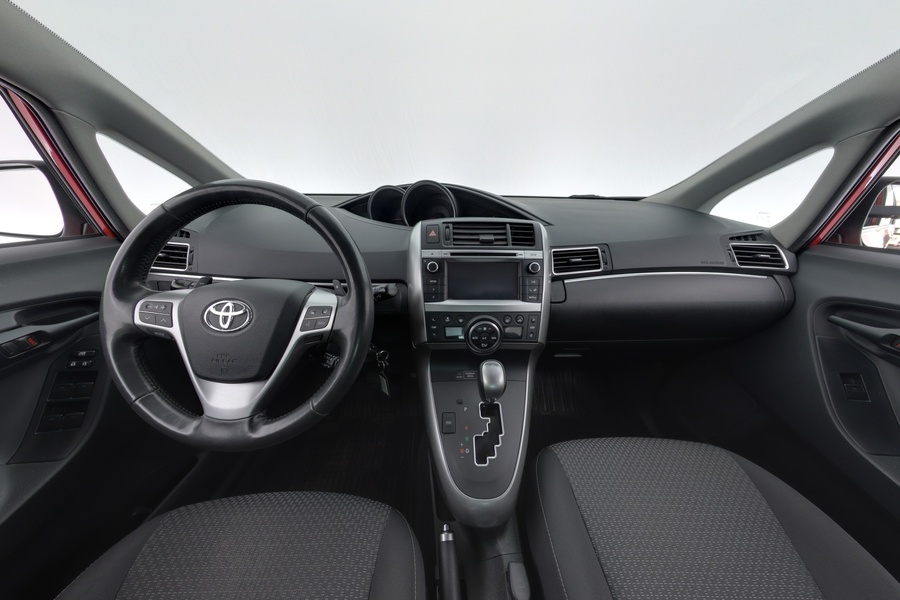 Toyota Verso vaihtoauto