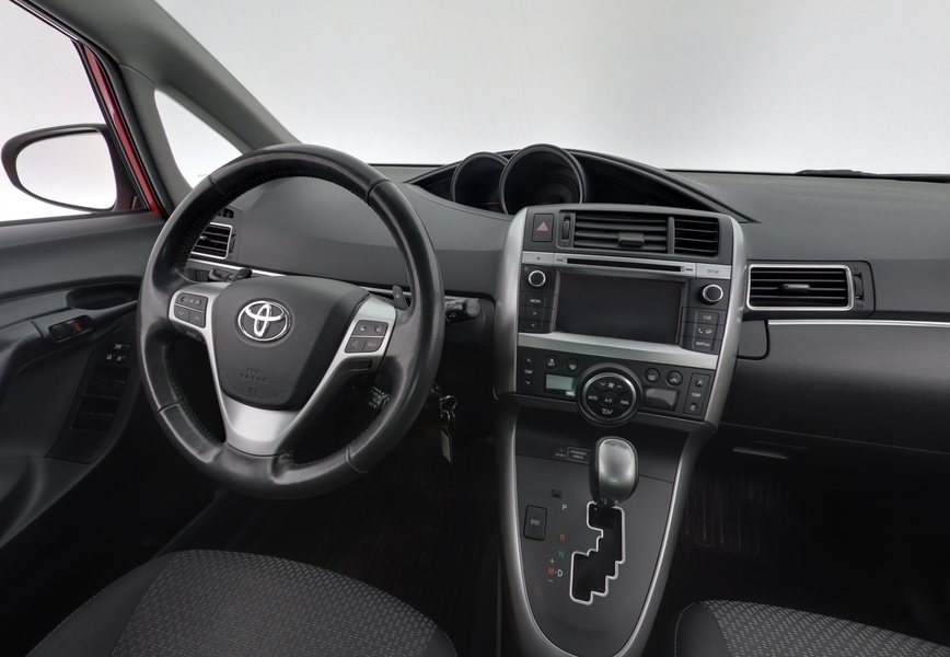 Toyota Verso vaihtoauto