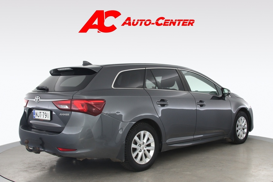 Toyota Avensis vaihtoauto