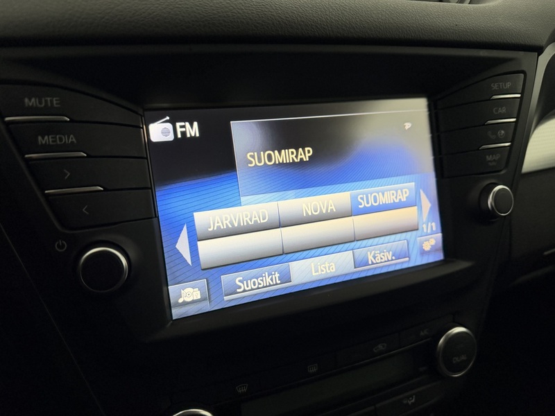 Toyota Avensis vaihtoauto