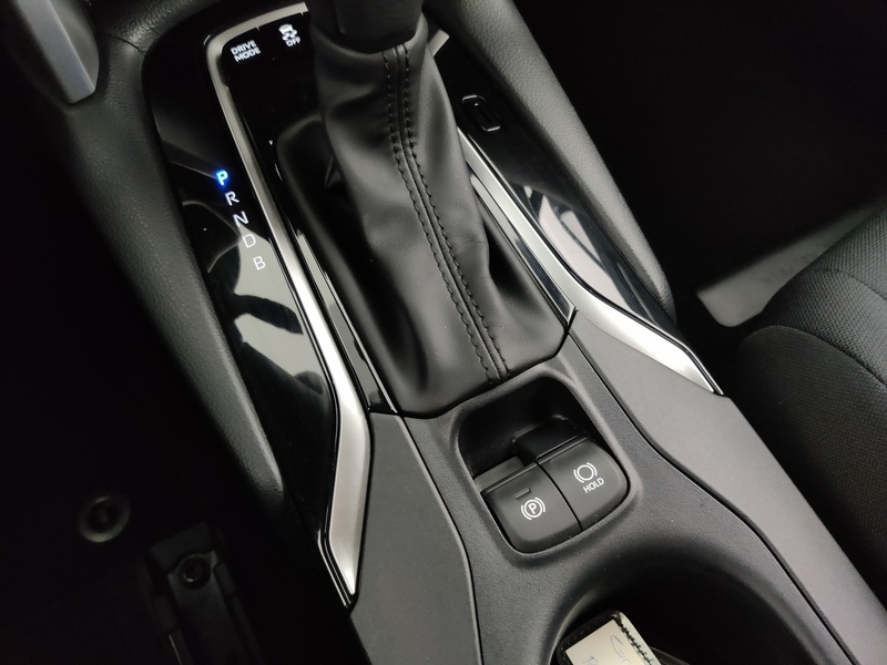 Toyota Corolla Cross vaihtoauto