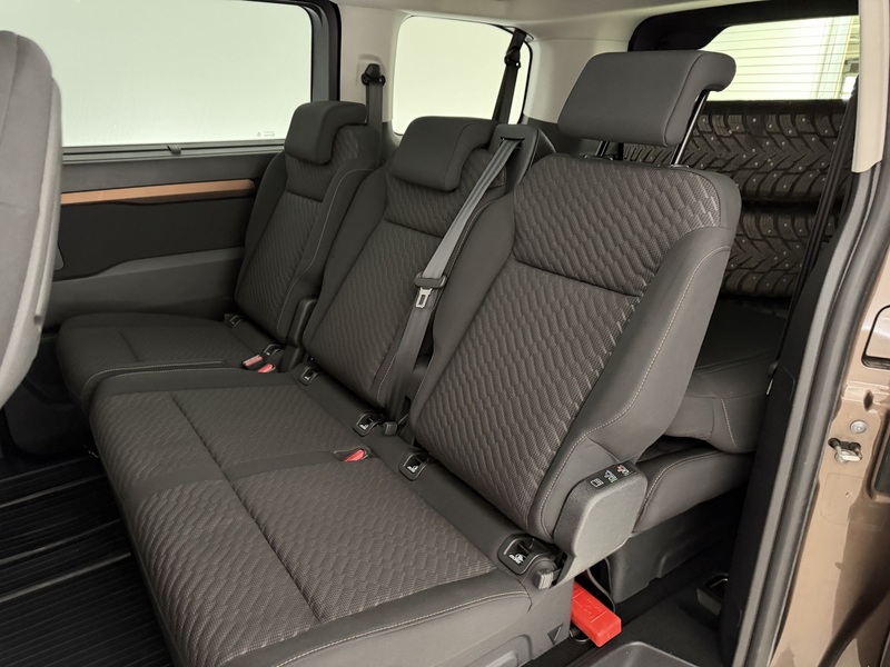 Toyota Proace Verso vaihtoauto