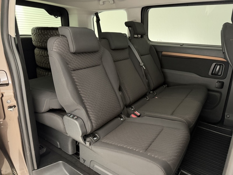 Toyota Proace Verso vaihtoauto