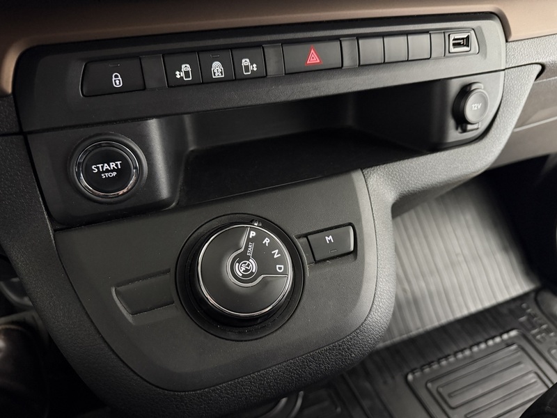 Toyota Proace Verso vaihtoauto