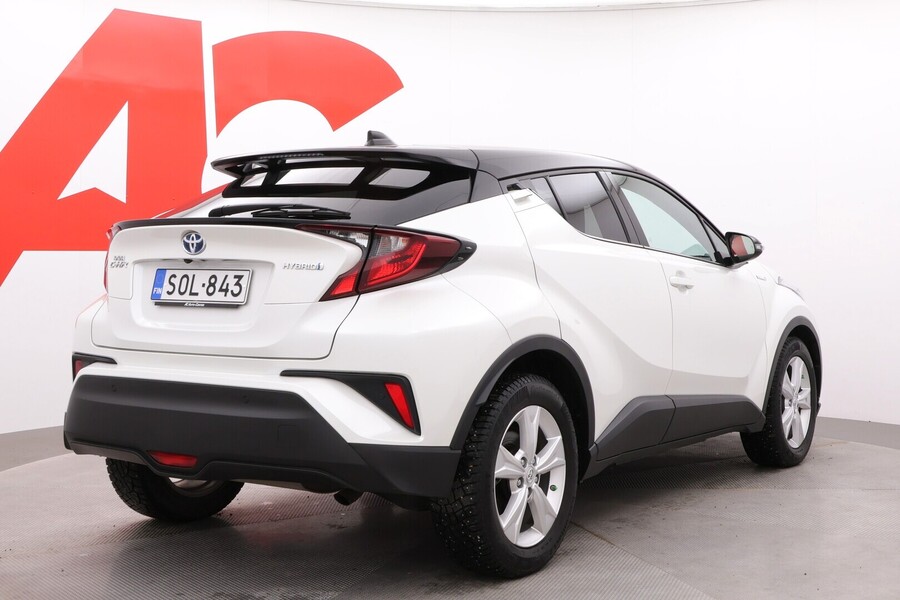 Toyota C-HR vaihtoauto