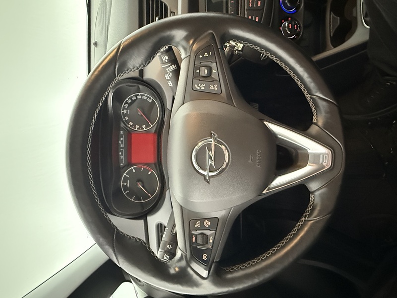 Opel Corsa vaihtoauto