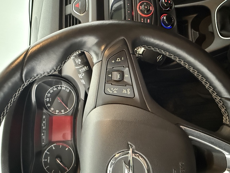 Opel Corsa vaihtoauto