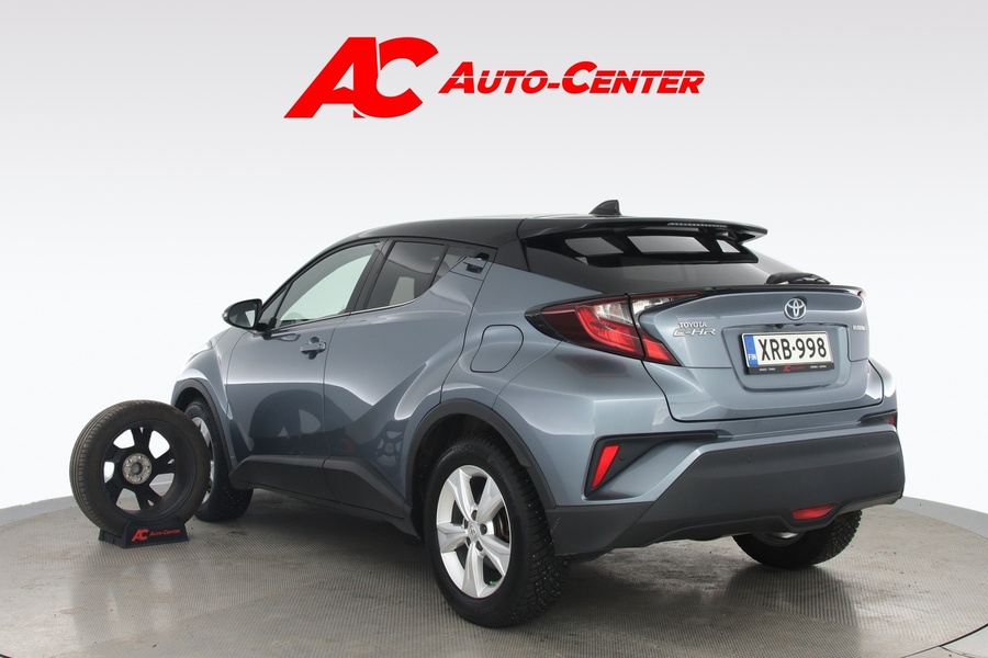 Toyota C-HR vaihtoauto