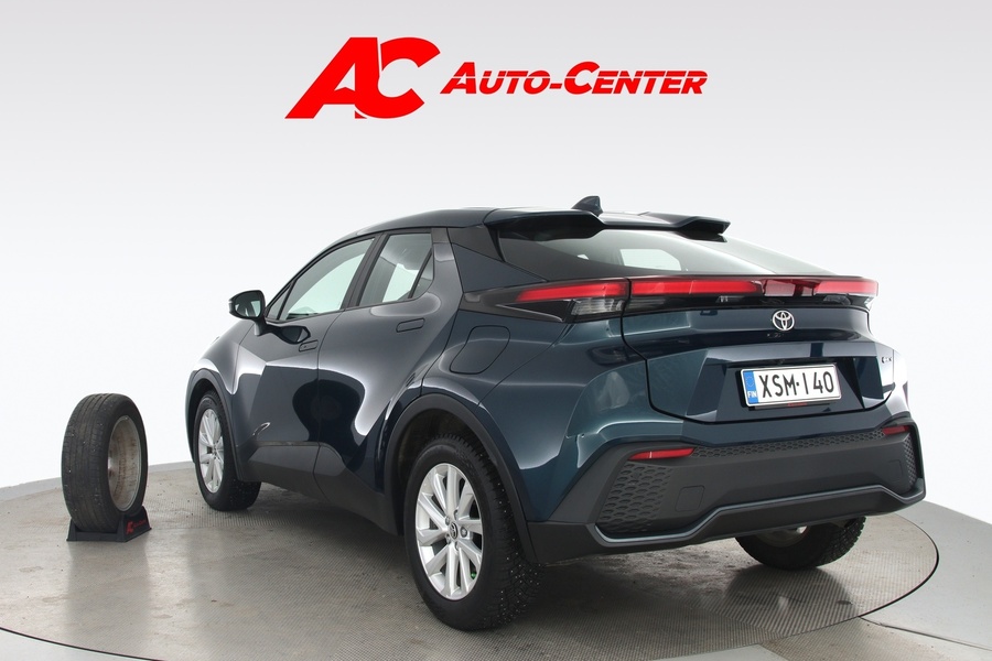 Toyota C-HR vaihtoauto
