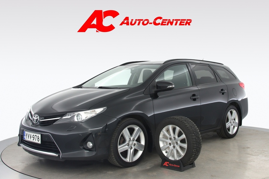 Toyota Auris vaihtoauto