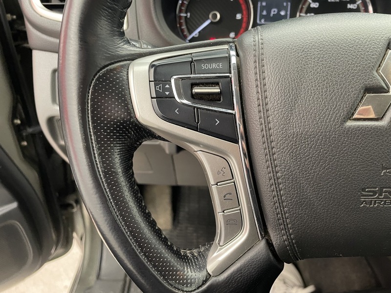 Mitsubishi L-200 vaihtoauto
