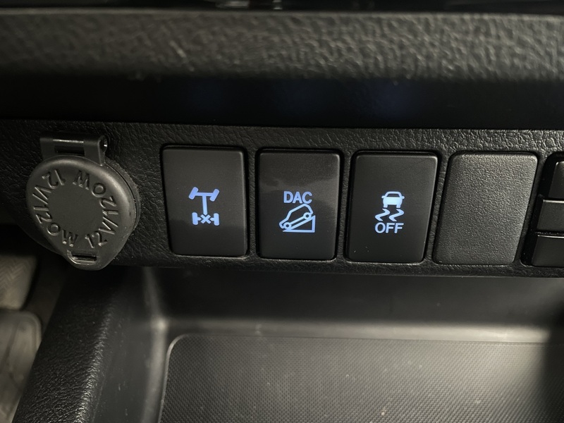 Toyota Hilux vaihtoauto