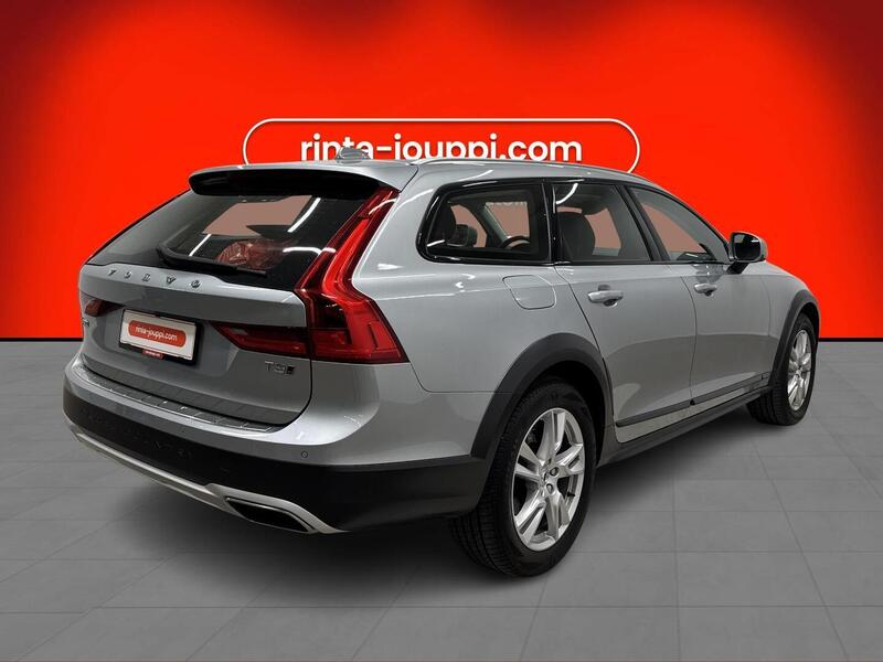 Volvo V90 Cross Country vaihtoauto