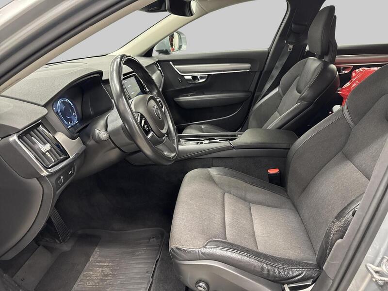 Volvo V90 Cross Country vaihtoauto