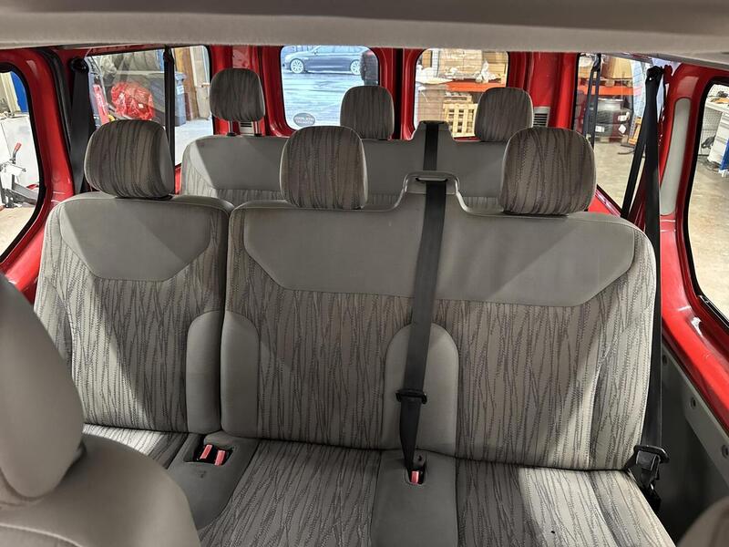 Nissan Primastar vaihtoauto