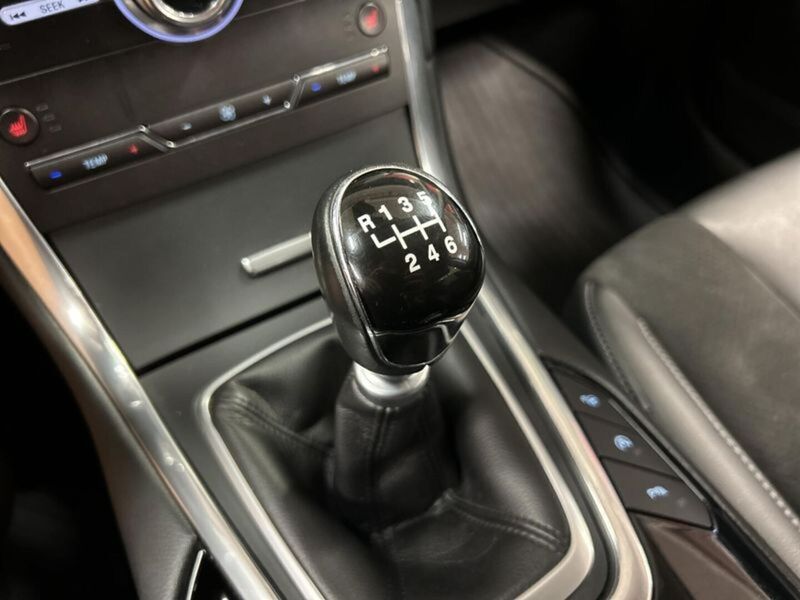 Ford S-MAX vaihtoauto