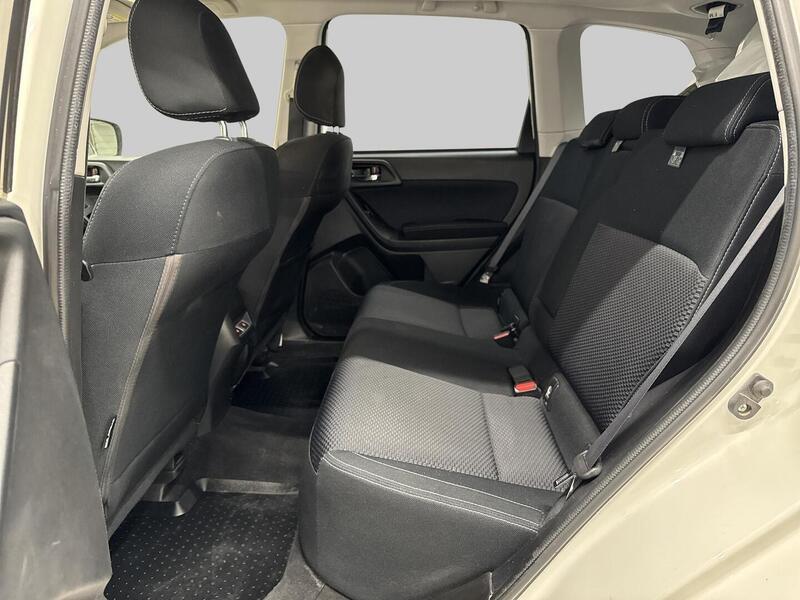 Subaru Forester vaihtoauto