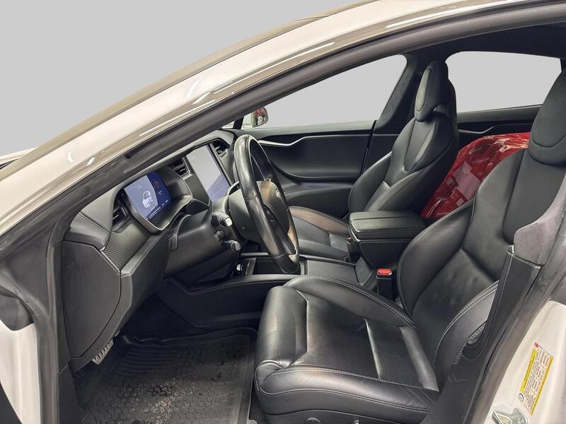 Tesla Model S vaihtoauto