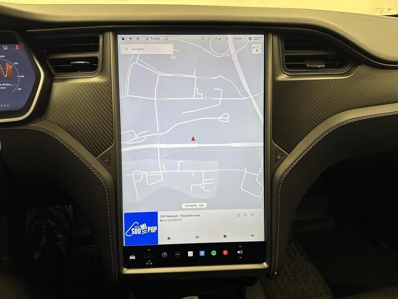 Tesla Model S vaihtoauto