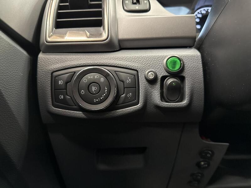 Ford Ranger vaihtoauto