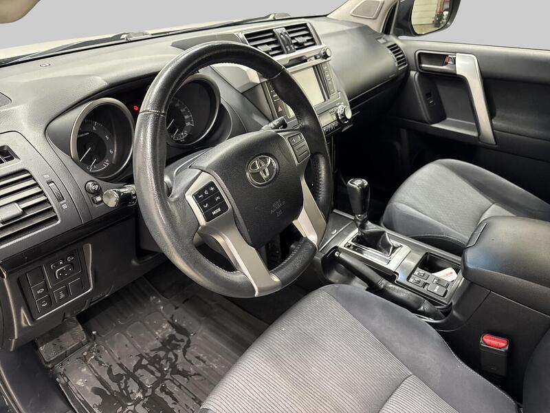 Toyota Land Cruiser vaihtoauto