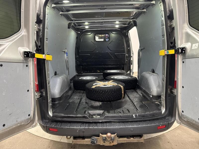 Ford Transit Custom vaihtoauto