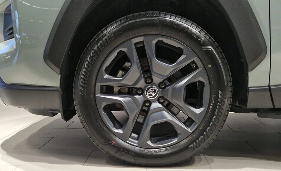 Toyota RAV4 vaihtoauto