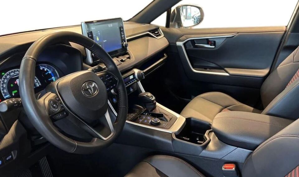 Toyota RAV4 vaihtoauto