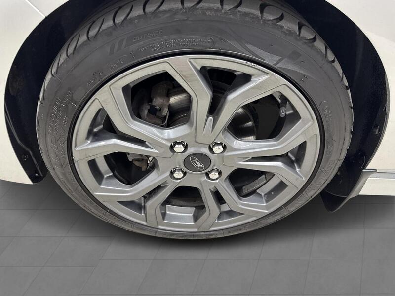 Ford Fiesta vaihtoauto
