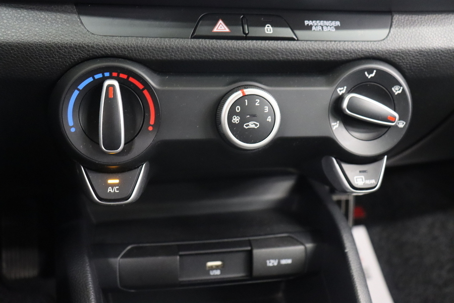 Kia Stonic vaihtoauto