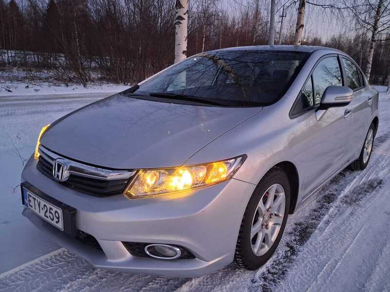 Honda Civic vaihtoauto