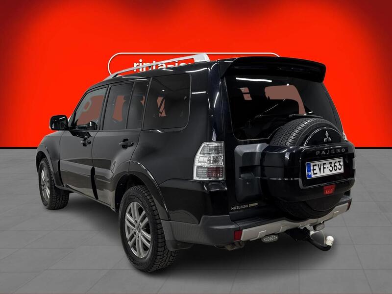 Mitsubishi Pajero vaihtoauto