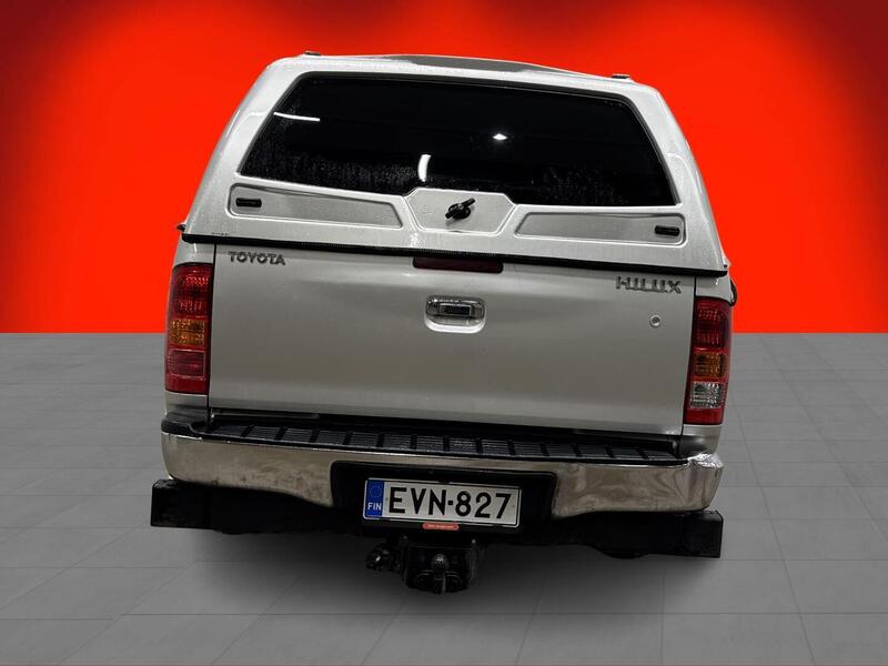 Toyota Hilux vaihtoauto