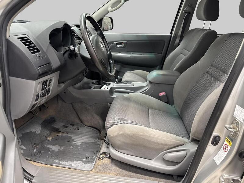 Toyota Hilux vaihtoauto