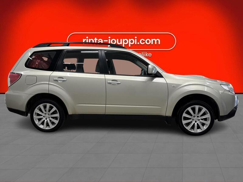 Subaru Forester vaihtoauto