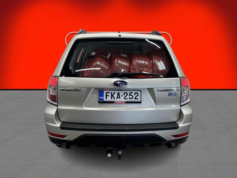 Subaru Forester vaihtoauto