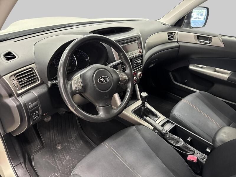 Subaru Forester vaihtoauto